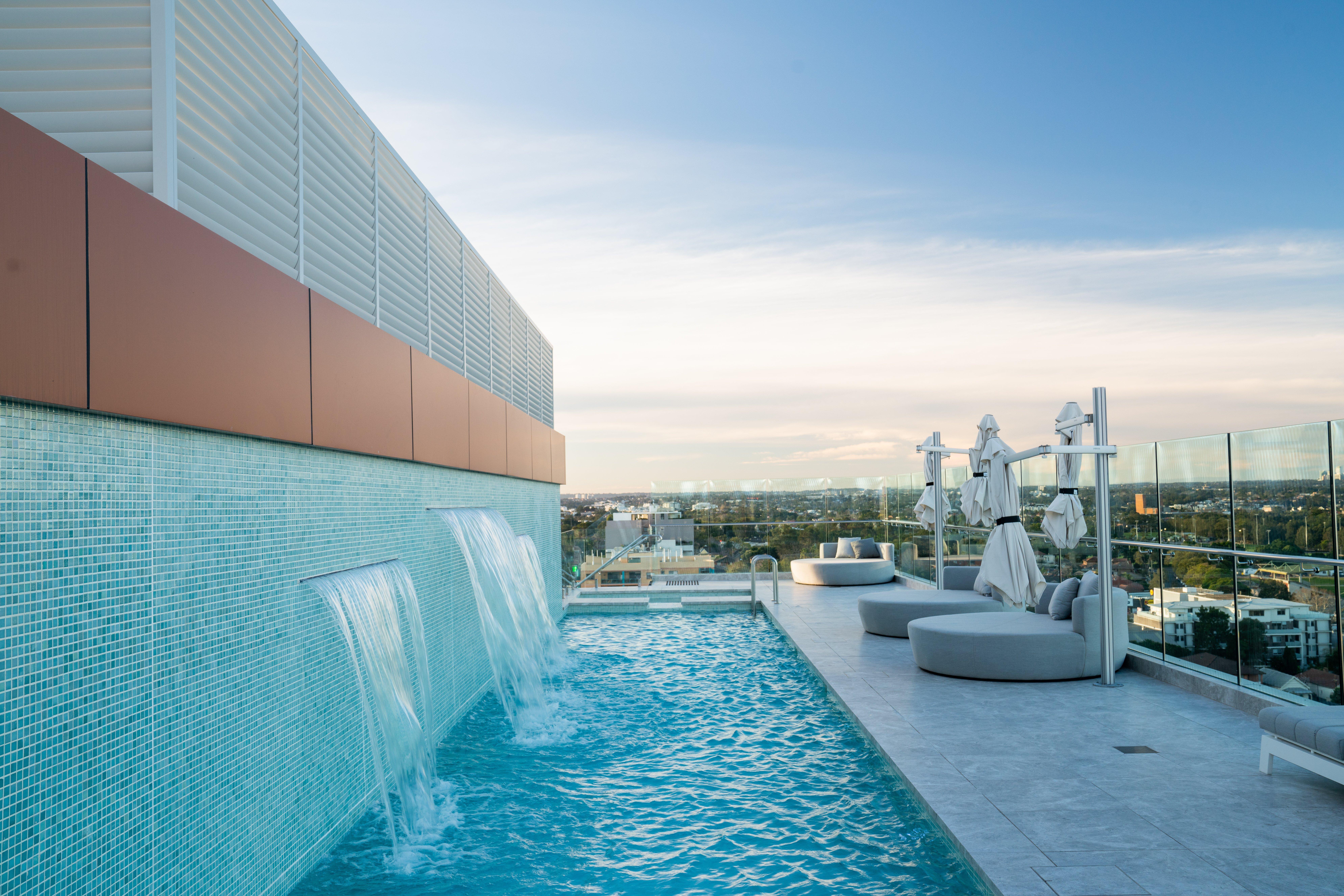 Crowne Plaza Sydney Burwood By Ihg Hotel Exterior foto